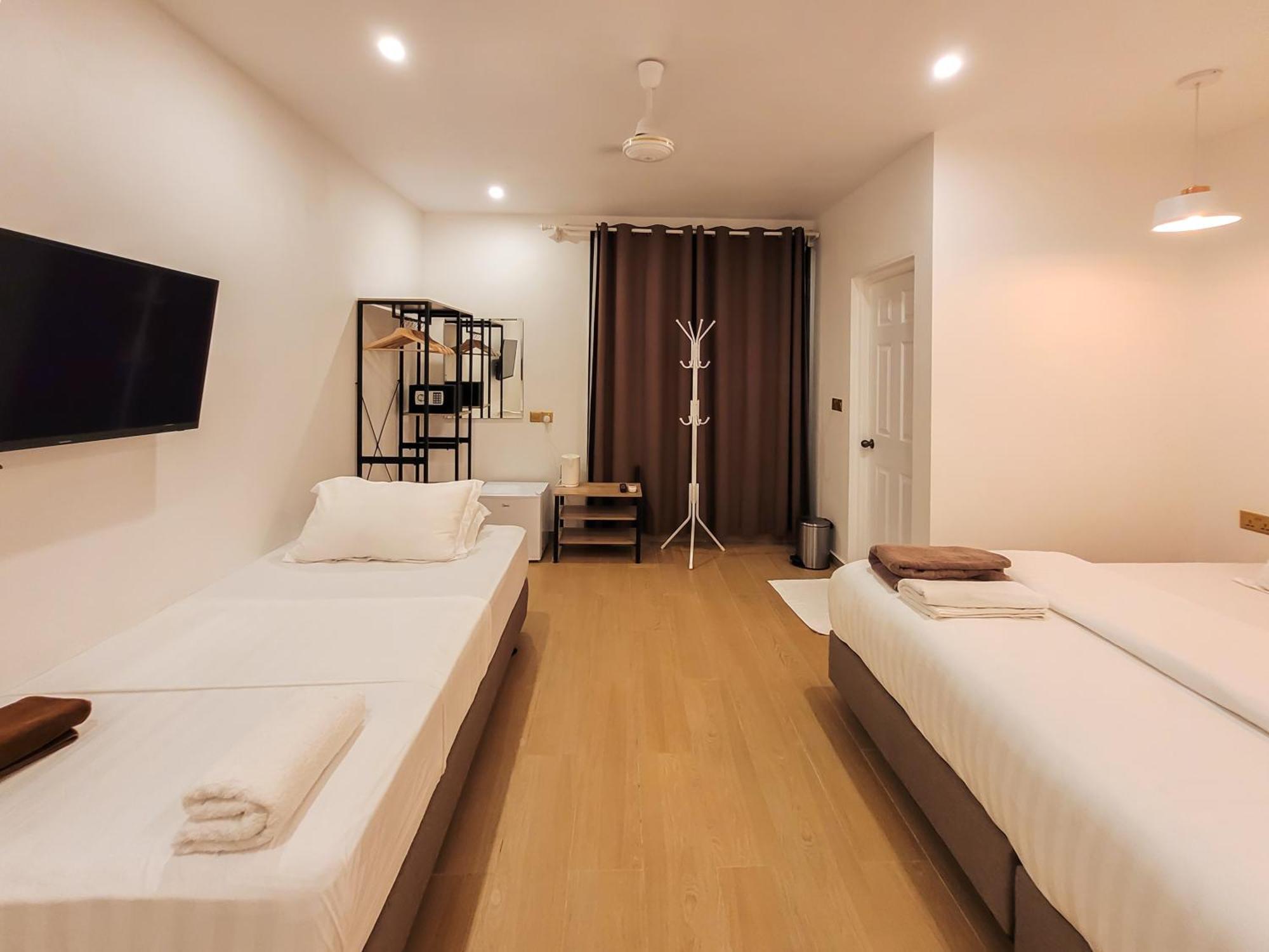 Kingsway Thoddoo Maldives Hotel Exterior photo